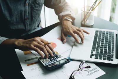 Monthly vs Quarterly Accounting Packages in UAE | Which Is Right for Your Business? | Essence